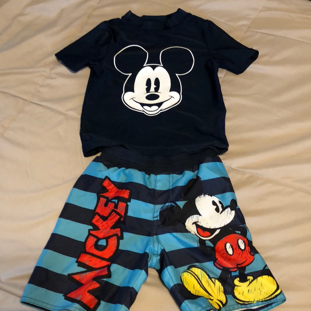 Boys 2T swimming suit with match swim shirt